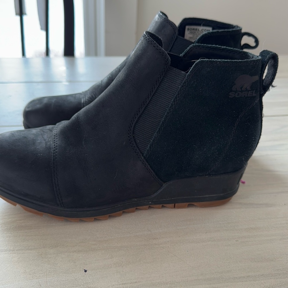 Sorel wedge boots